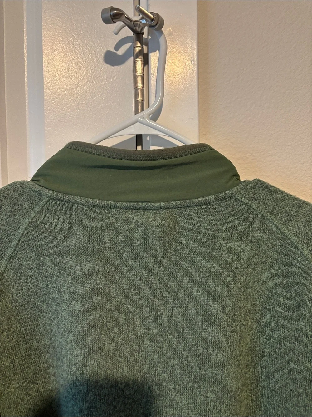 The North Face Men’s Olive Green Full-Zip Fleece Jacket